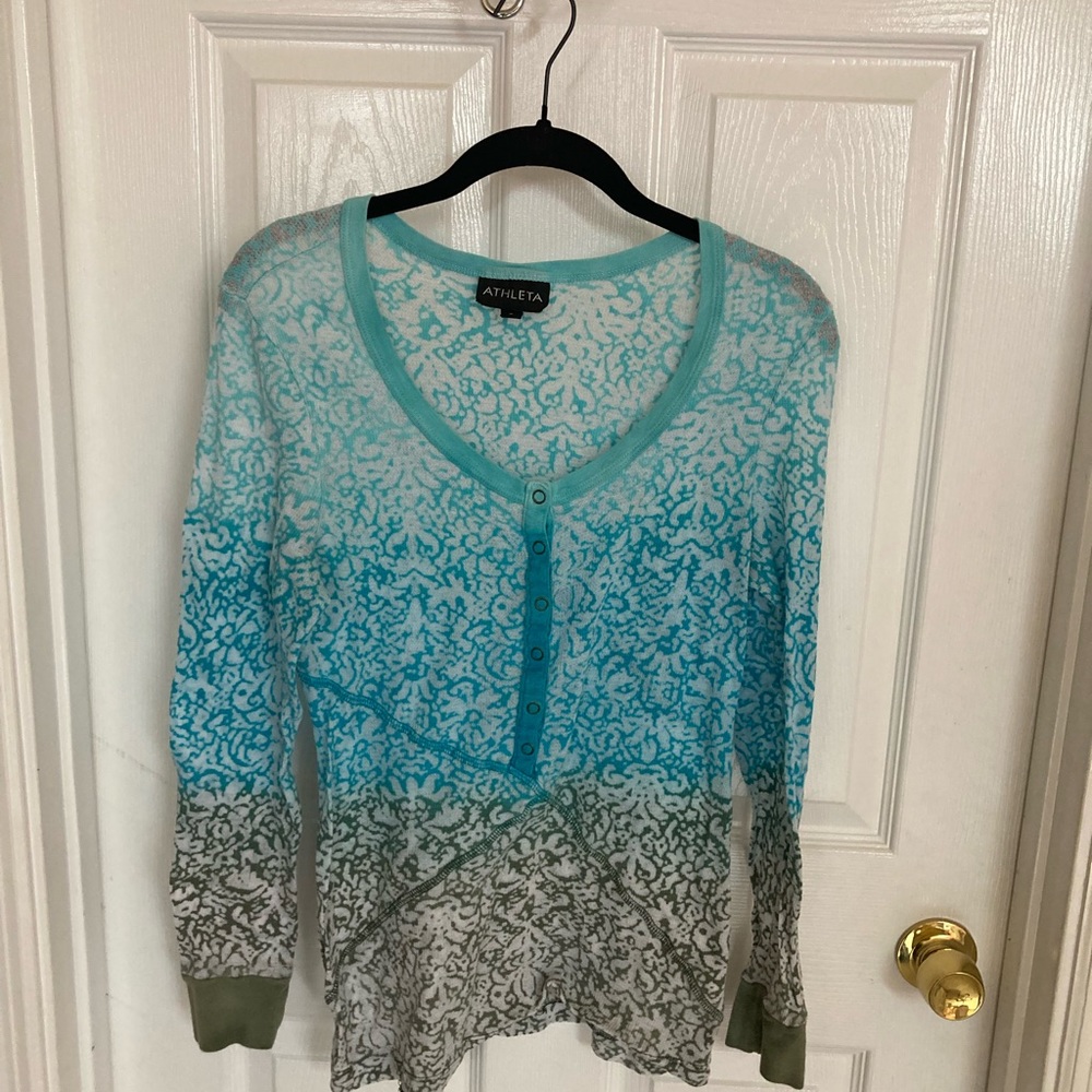 Athleta shirt size S